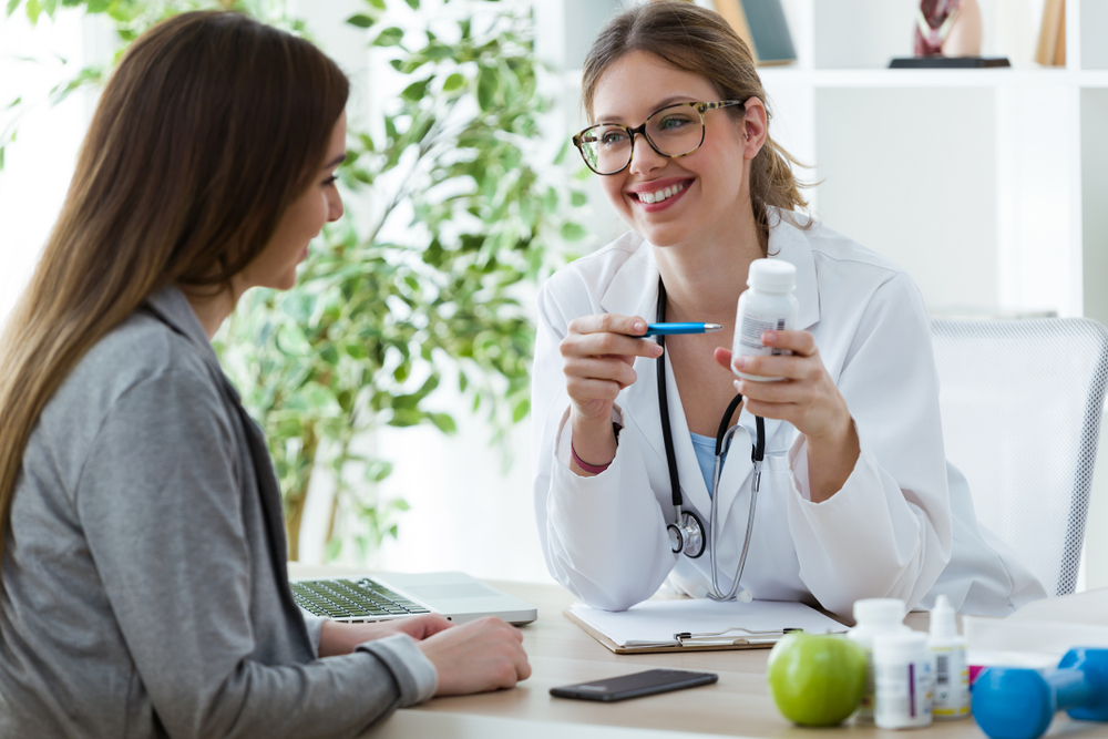 Woman getting a free nutritional consultation